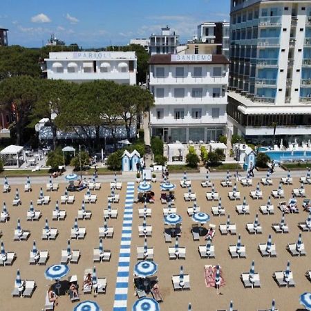 Hotel Sanremo Lido di Jesolo Exterior photo