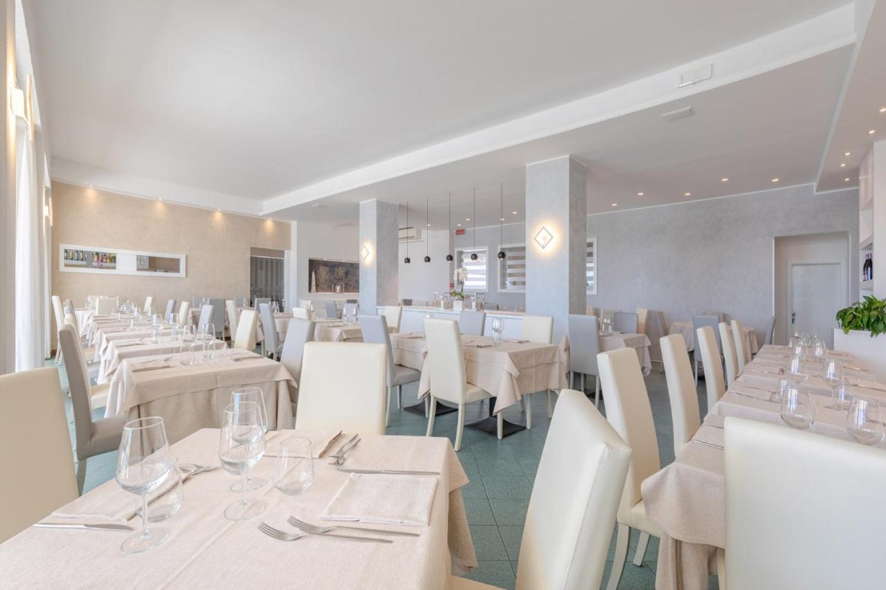 Hotel Sanremo Lido di Jesolo Exterior photo